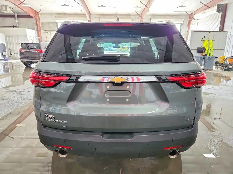 2023 CHEVROLET TRAVERSE LT  