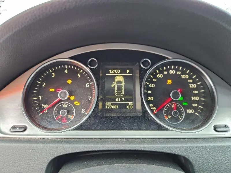 2012 VOLKSWAGEN CC LUXURY  