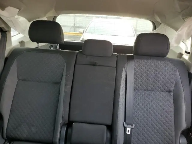 2018 VOLKSWAGEN TIGUAN S  