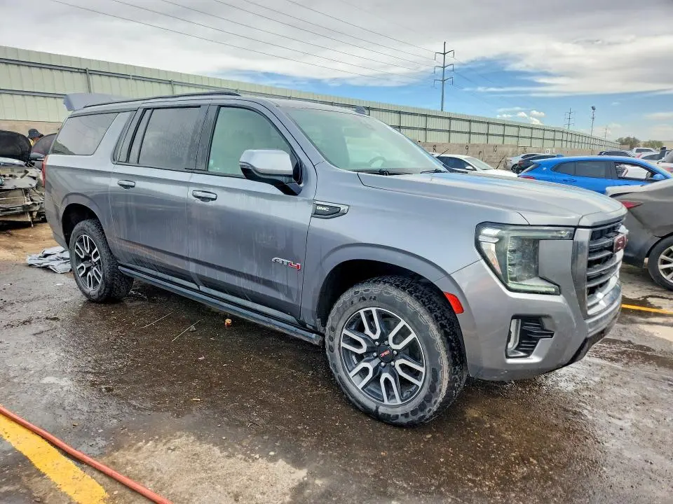 2021 GMC YUKON XL K1500 AT4  