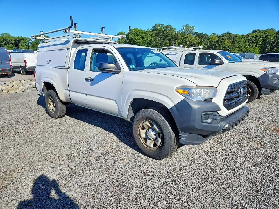 2016 TOYOTA TACOMA SR  