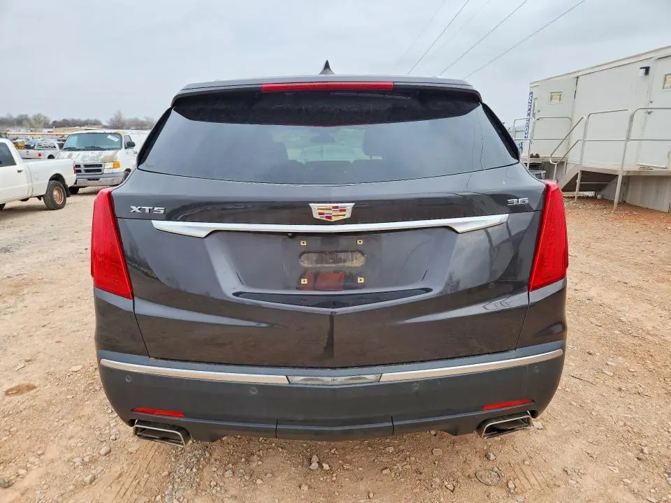 2017 CADILLAC XT5   