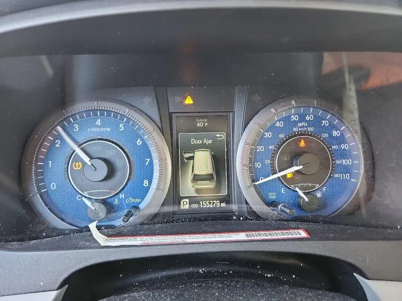 2020 TOYOTA SIENNA LE  