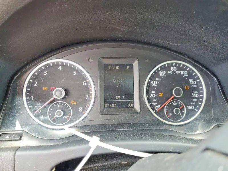 2014 VOLKSWAGEN TIGUAN S  