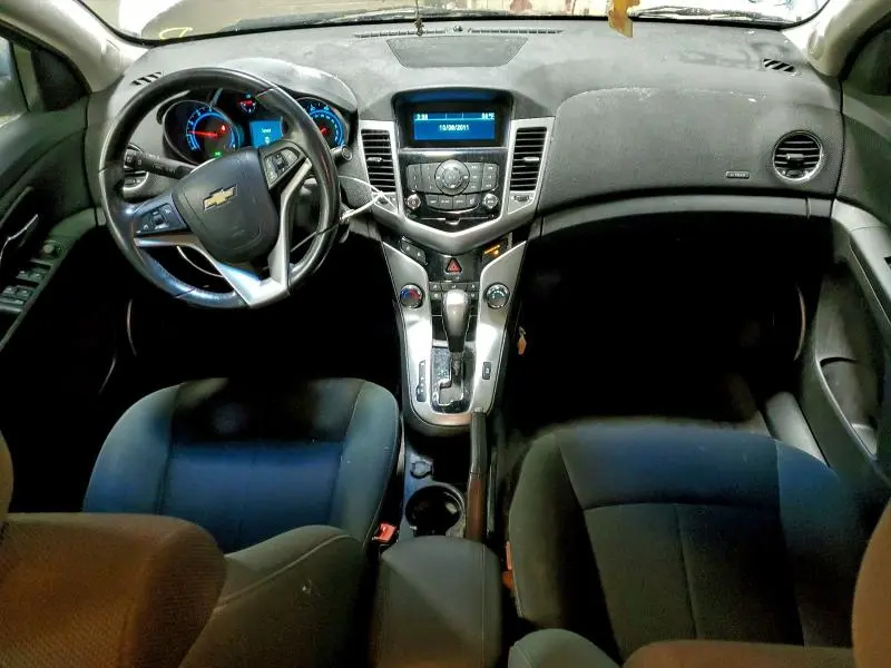 2011 CHEVROLET CRUZE LT  