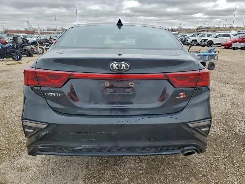 2019 KIA FORTE GT LINE  