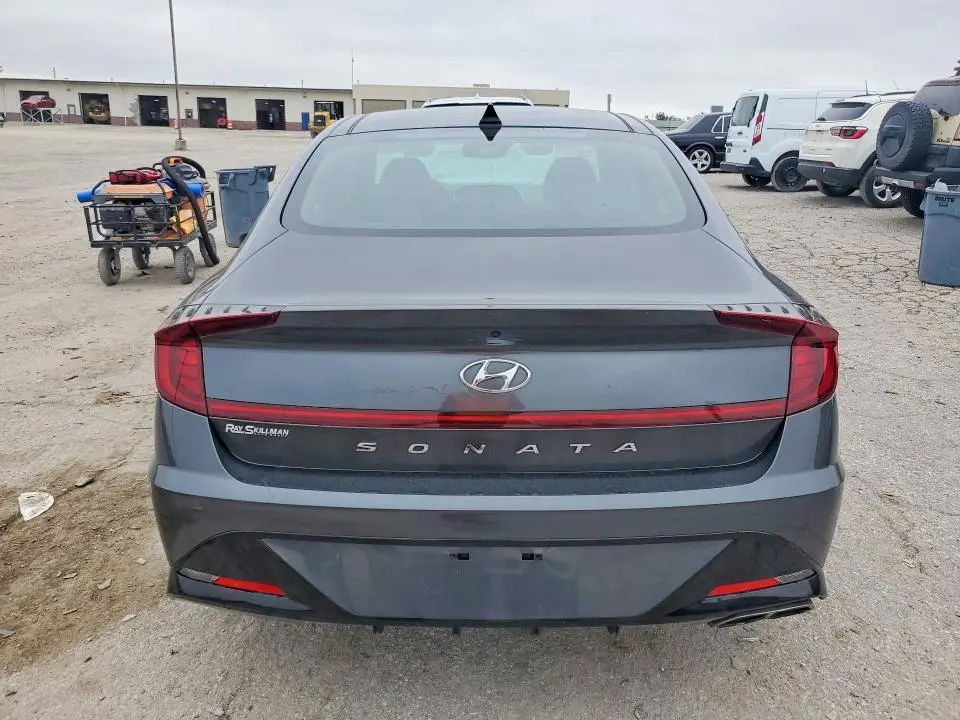 2022 HYUNDAI SONATA SEL  