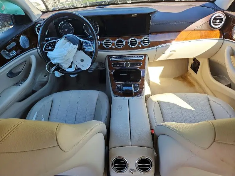 2019 MERCEDES-BENZ E 300 4MATIC  
