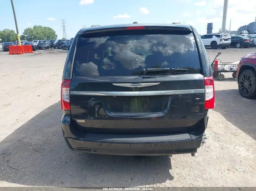 2016 CHRYSLER TOWN & COUNTRY TOURING