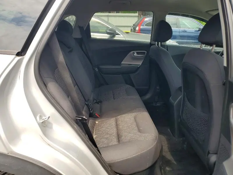 2017 KIA NIRO LX  