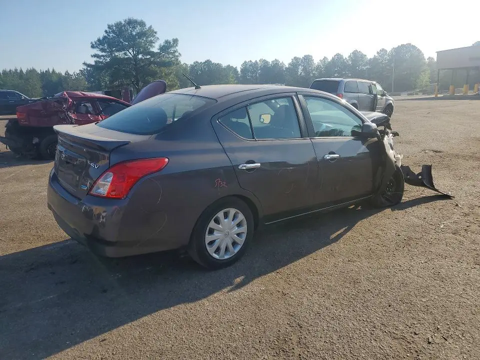 2016 NISSAN VERSA 1.6 SV  