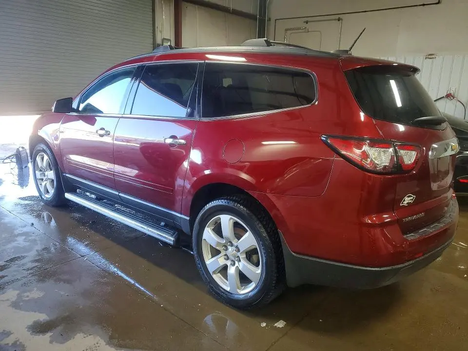 2017 CHEVROLET TRAVERSE LT  