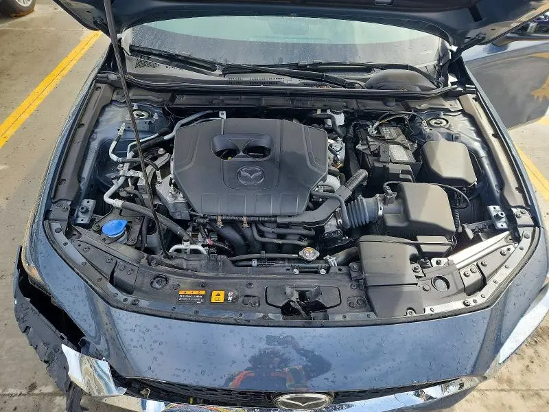 2024 MAZDA 3 PREFERRED  