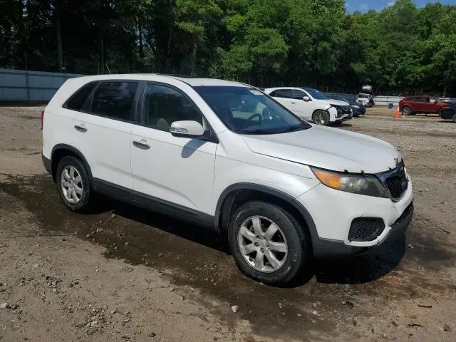 2011 KIA SORENTO BASE