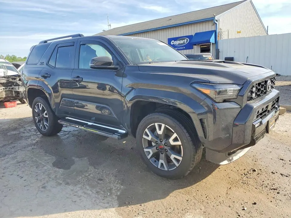 2025 TOYOTA 4RUNNER TRD SPORT  