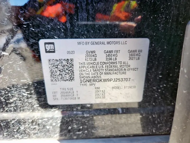 2023 CHEVROLET TRAVERSE LT  