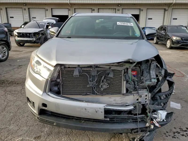 2016 TOYOTA HIGHLANDER XLE  