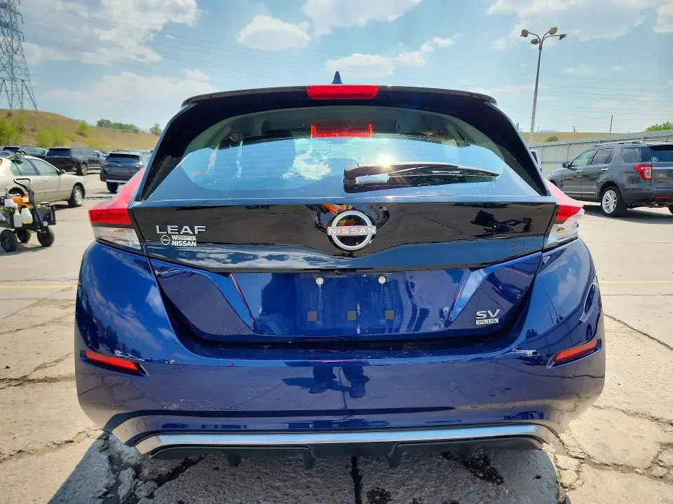 2025 NISSAN LEAF SV PLUS  