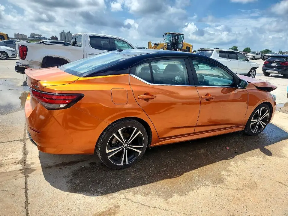 2021 NISSAN SENTRA SR  