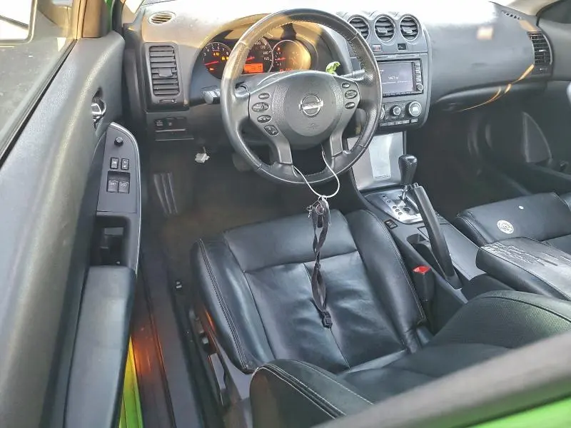 2010 NISSAN ALTIMA SR  