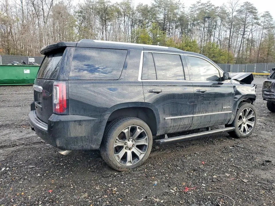 2017 GMC YUKON DENALI  