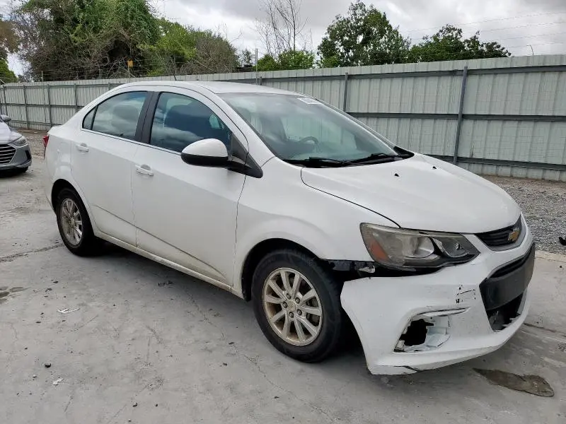 2017 CHEVROLET SONIC LT  