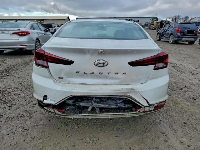 2020 HYUNDAI ELANTRA SE  