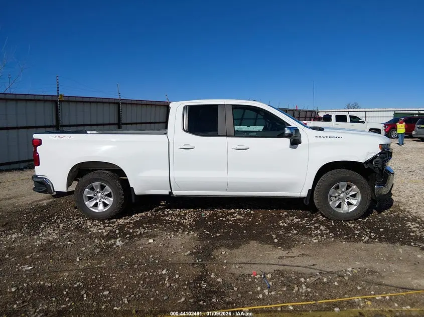 2020 CHEVROLET SILVERADO 1500 4WD  STANDARD BED LT