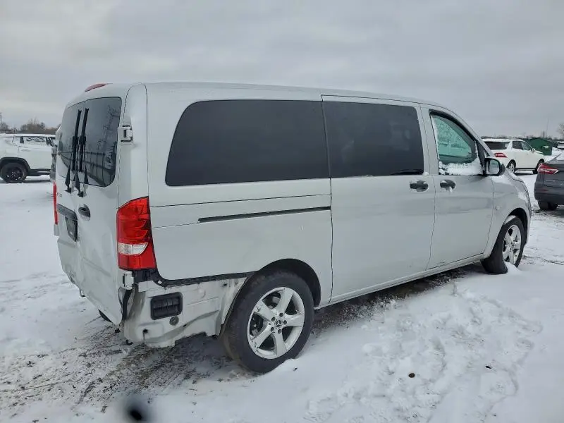 2019 MERCEDES-BENZ METRIS   