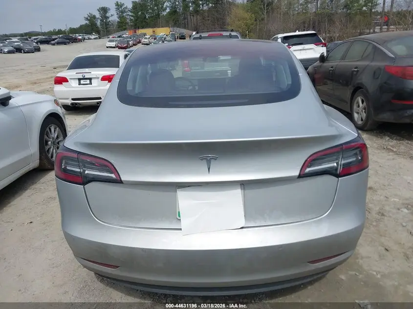 2018 TESLA MODEL 3  