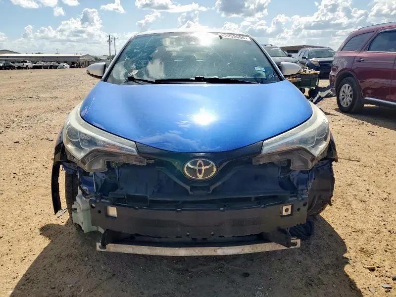 2018 TOYOTA C-HR XLE  