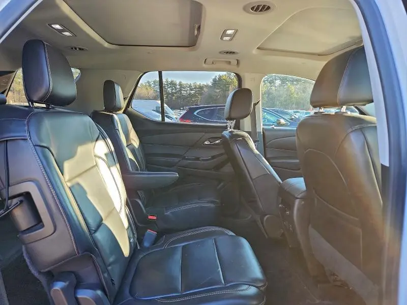 2018 CHEVROLET TRAVERSE LT  