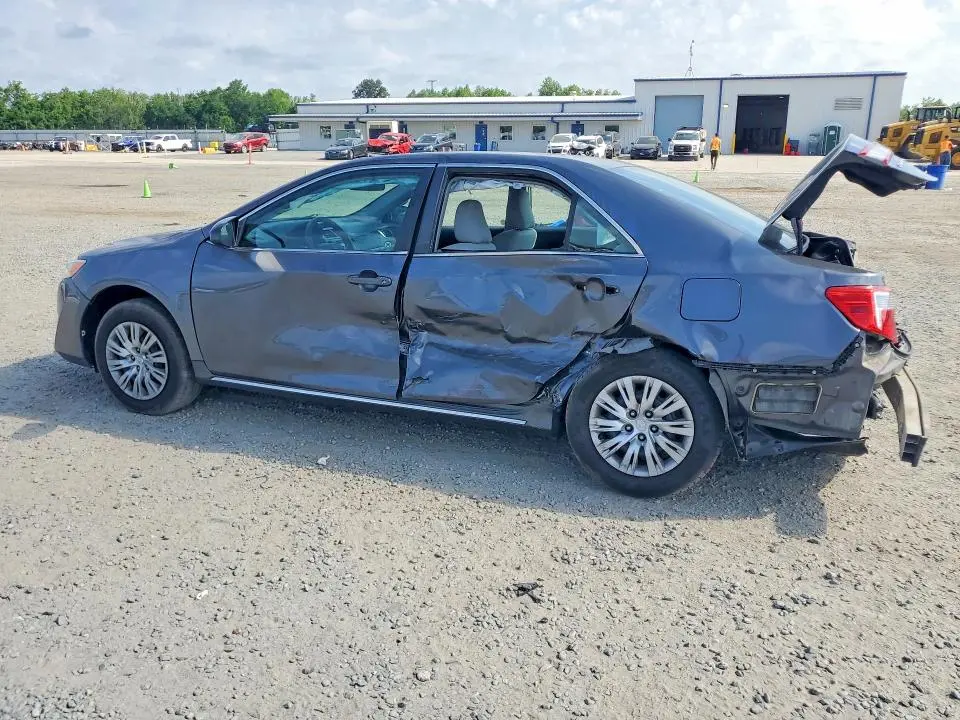 2012 TOYOTA CAMRY LE  