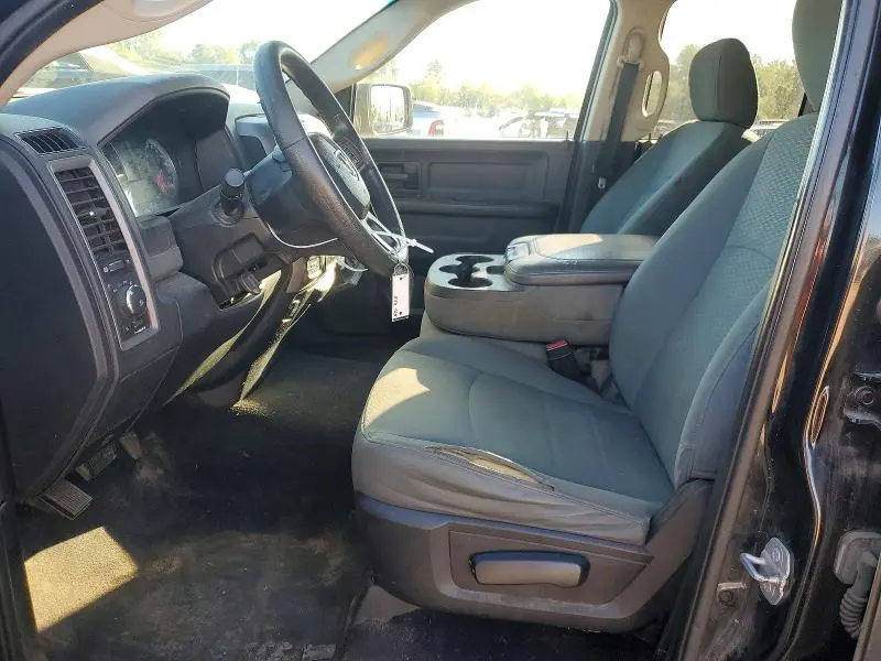 2016 RAM 1500 ST  