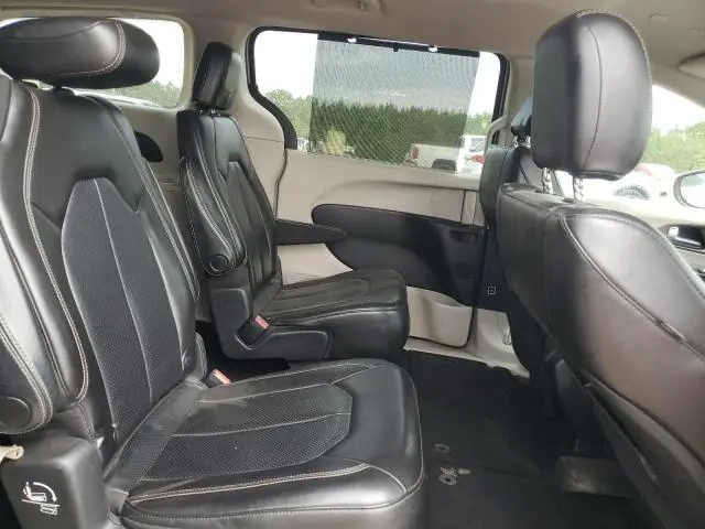 2020 CHRYSLER VOYAGER LXI  