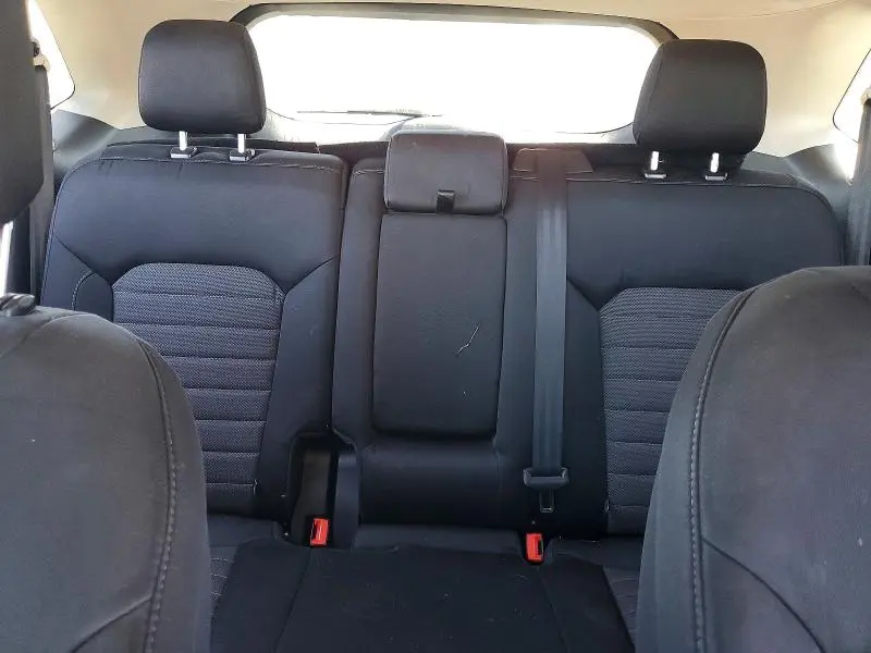 2016 FORD EDGE SE  