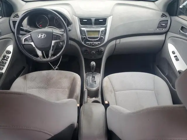 2013 HYUNDAI ACCENT SE  