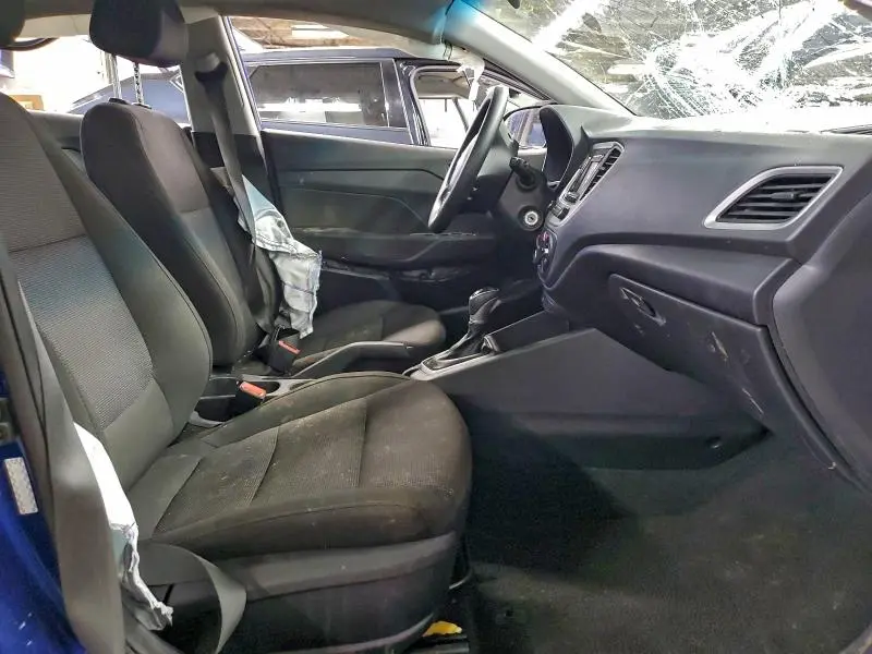 2021 HYUNDAI ACCENT SE  