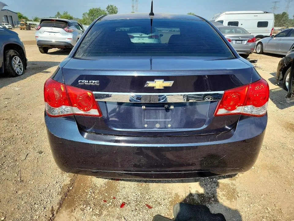2014 CHEVROLET CRUZE LS  