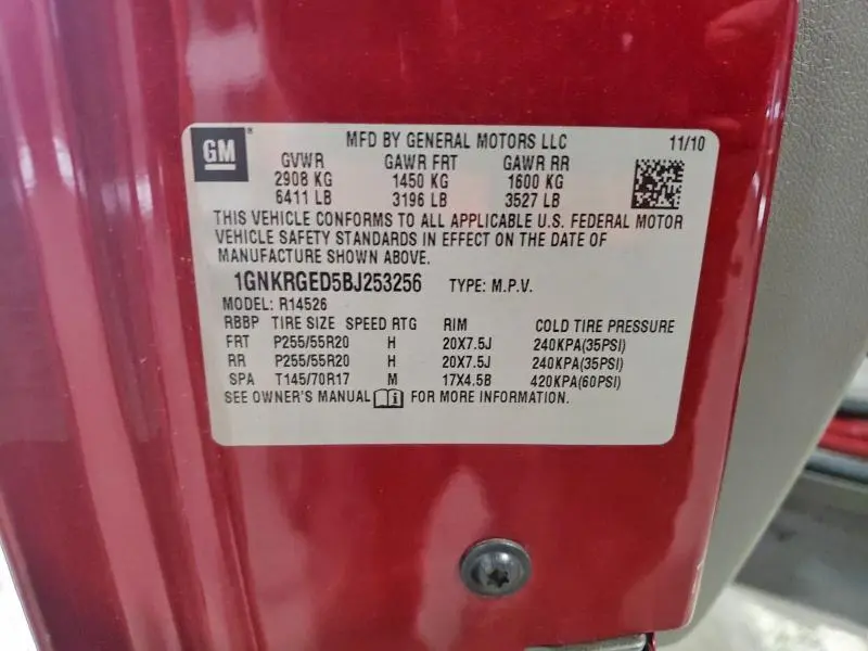 2011 CHEVROLET TRAVERSE LT  