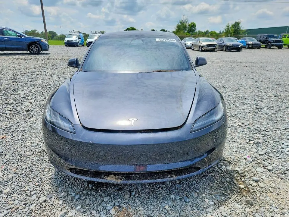 2025 TESLA MODEL 3   