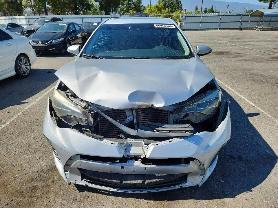 2017 TOYOTA COROLLA SE  