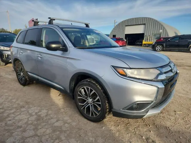 2016 MITSUBISHI OUTLANDER ES  