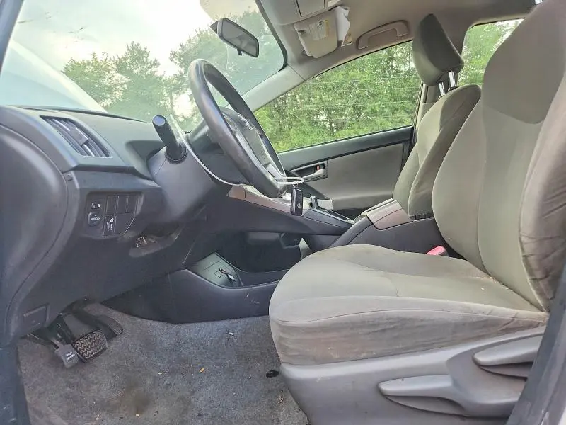 2012 TOYOTA PRIUS TWO  