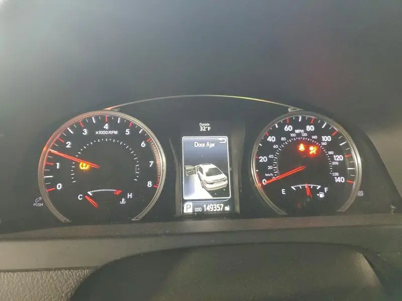 2017 TOYOTA CAMRY LE  