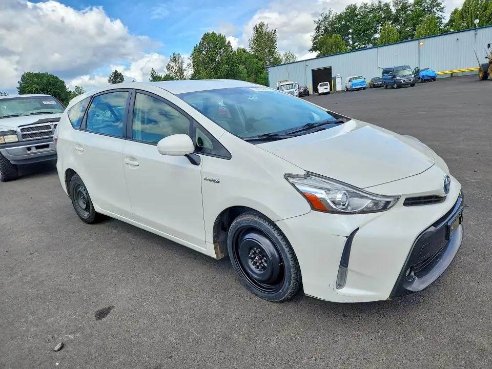 2017 TOYOTA PRIUS V FIVE  