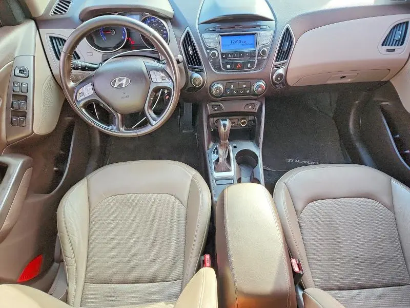 2014 HYUNDAI TUCSON SE  