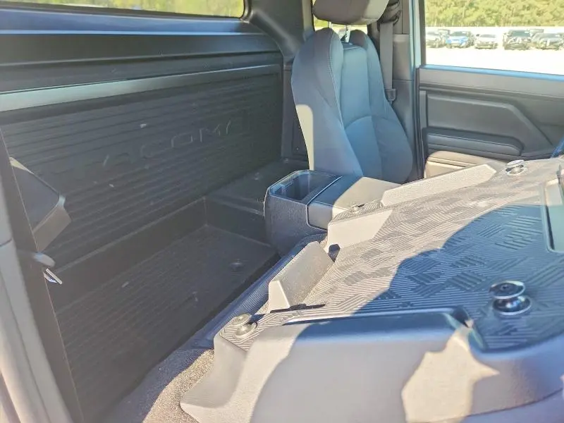 2025 TOYOTA TACOMA SR  