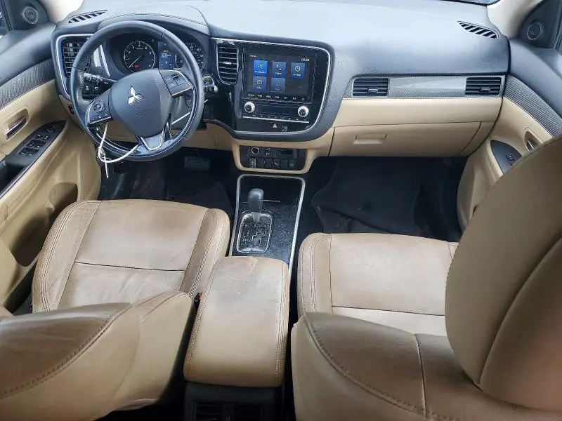 2020 MITSUBISHI OUTLANDER SE  
