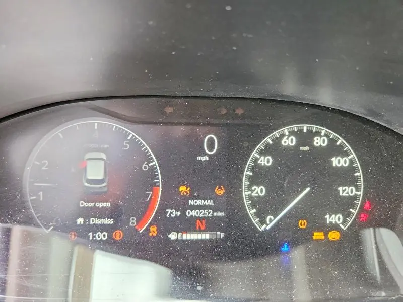 2024 HONDA HR-V LX  